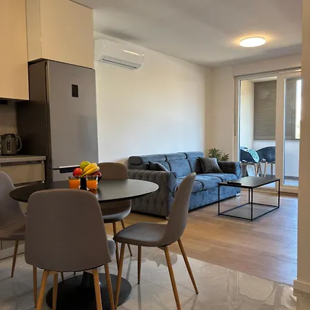 Apartment Regal Splendor