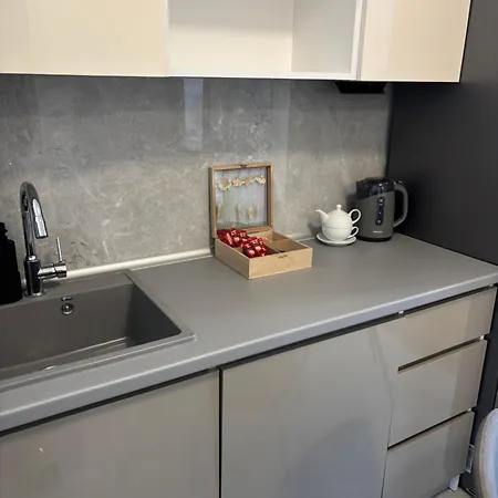 Regal Splendor Apartment *