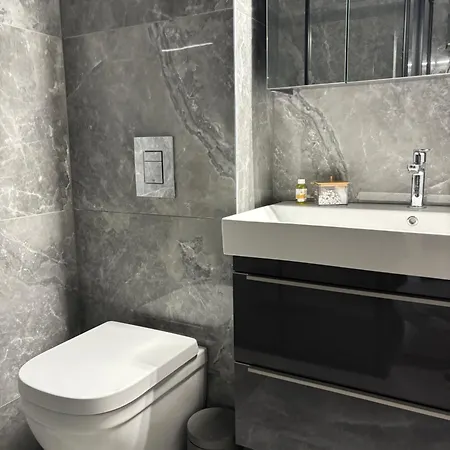 Regal Splendor Apartment
