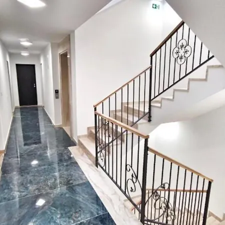 Apartment Regal Splendor Split